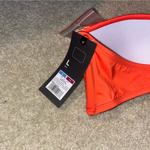Mossimo Bandeau Bikini Top | Size Large - Picture 3 of 3